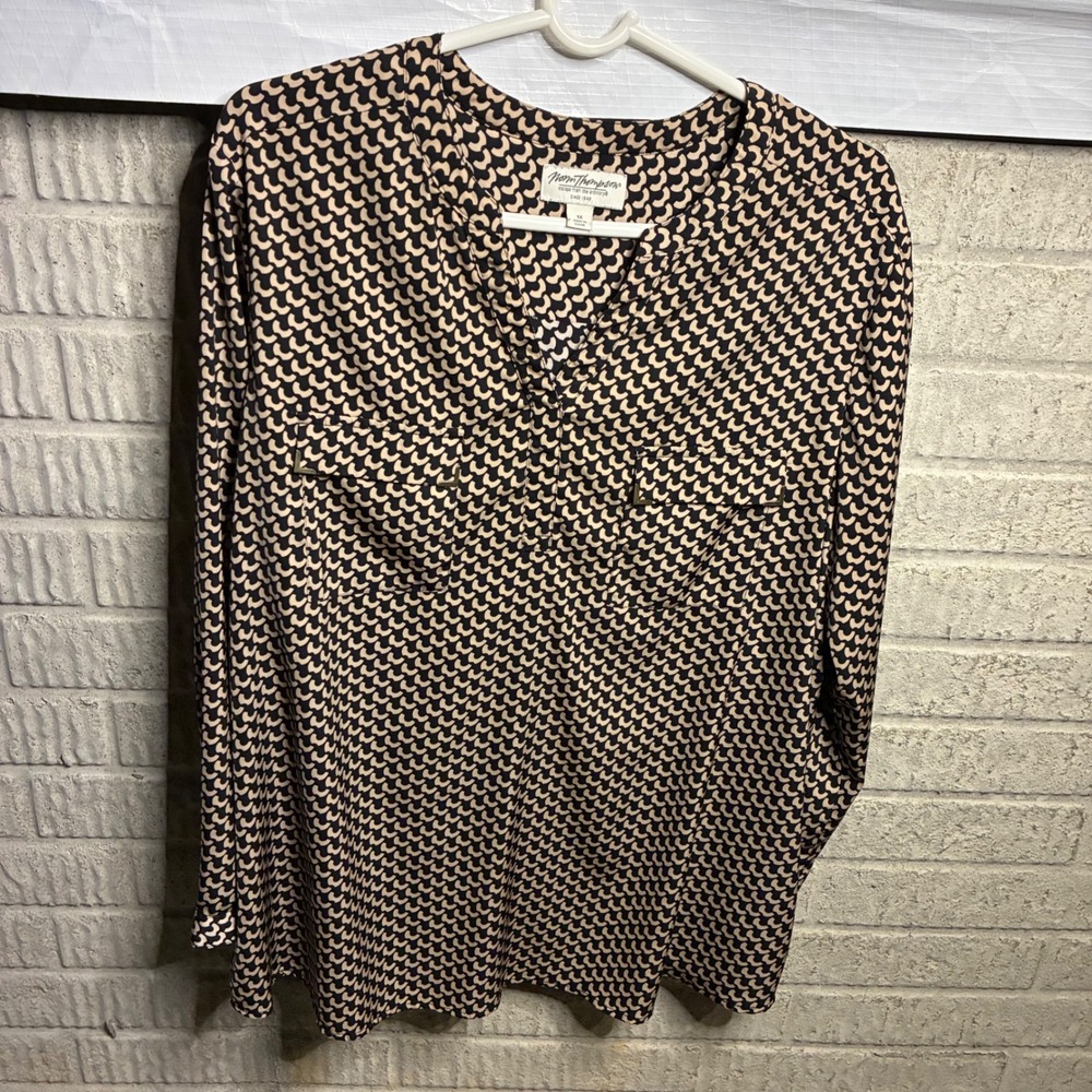 Norm Thompson Plus Size 1X Black Beige Geometric Print Long Sleeve Top